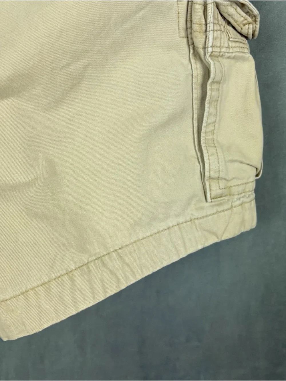 Y2K Abercrombie and Fitch Cargo Shorts Mens Size 33 Cream White Utility Distress